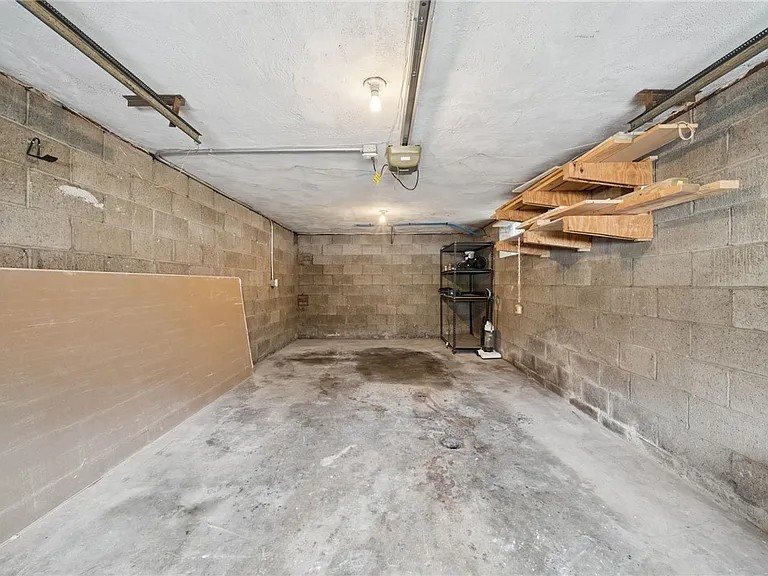 307 Roup Ave — Photo 22