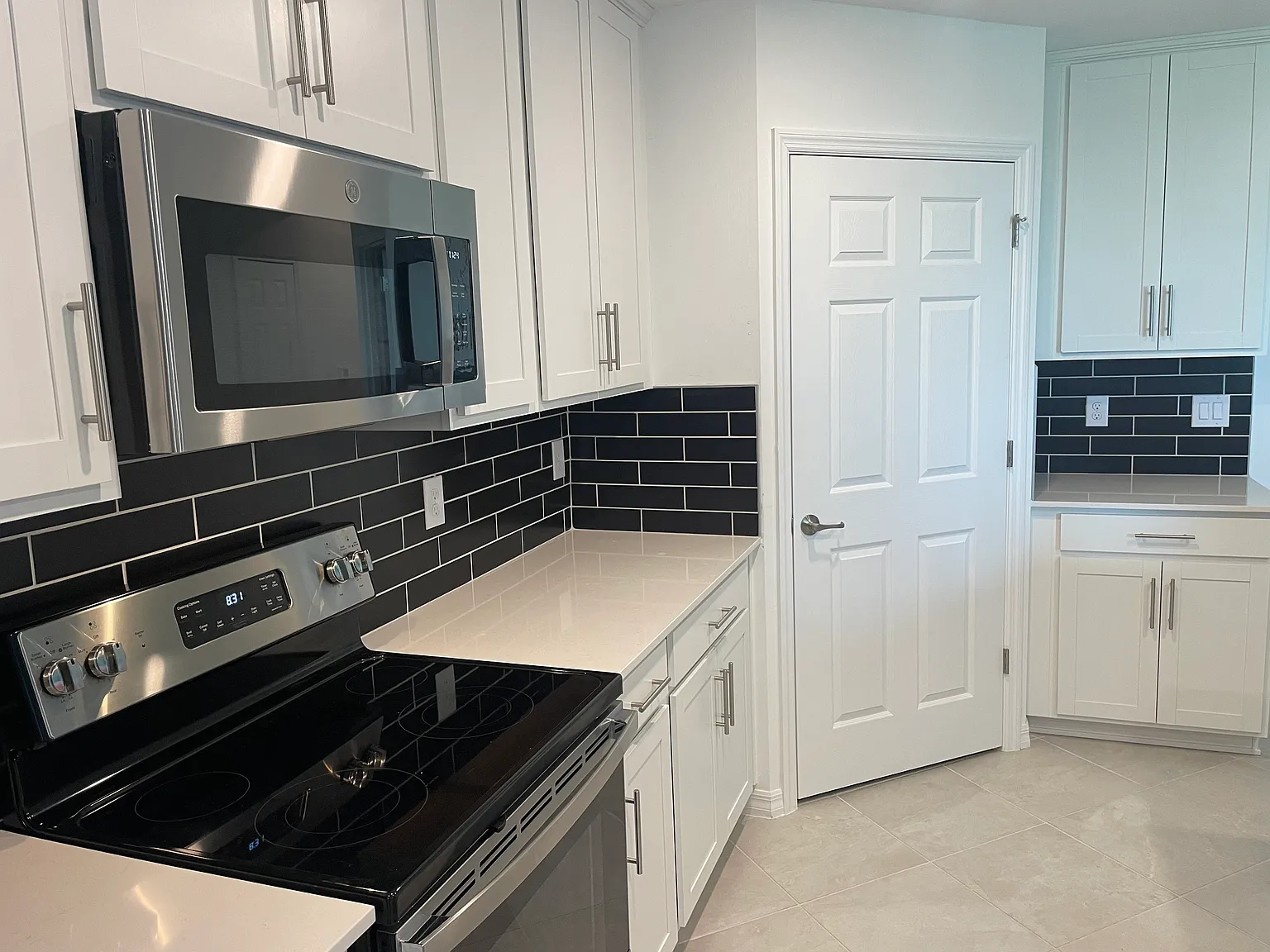 2 bed, 1366 sqft, $2,800 — Photo 4