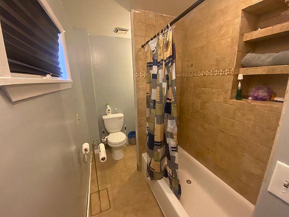 5th image of 36 Franklin Ave Fl 2