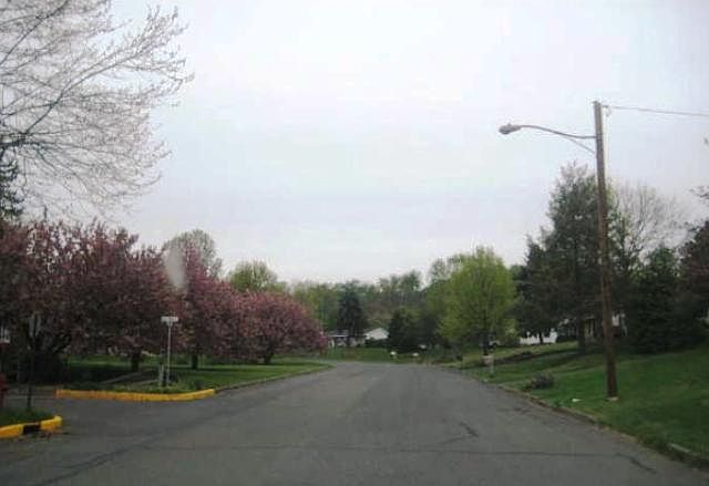 2nd image of 105 Baldwin Blvd