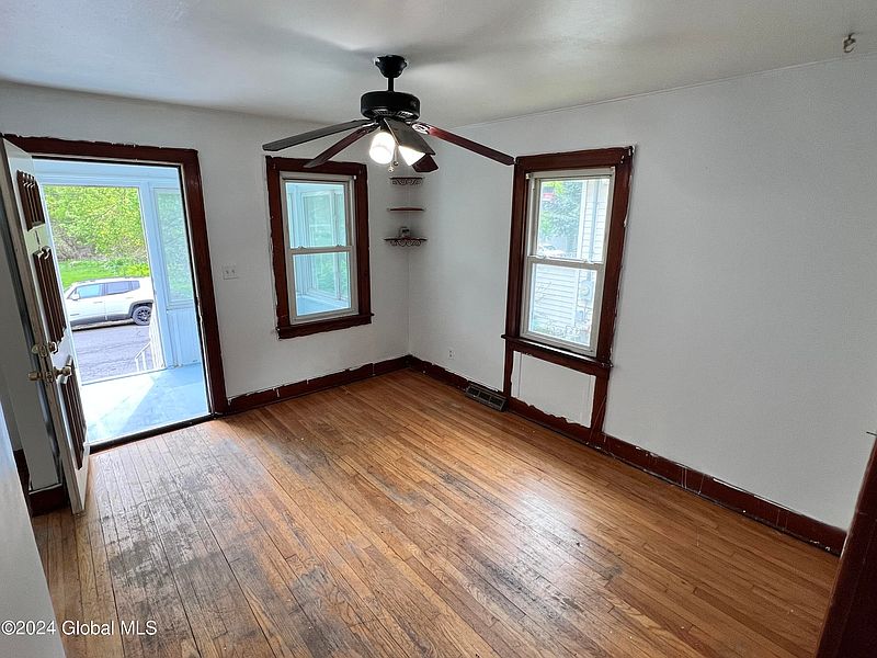 5th image of 6 Brayton Street