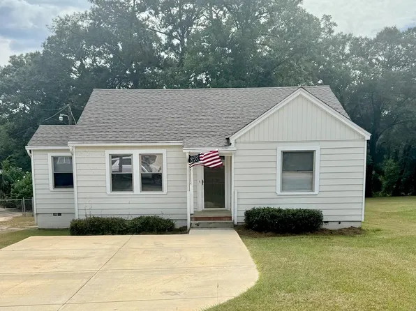 508 Maple St, Troy, AL 36081