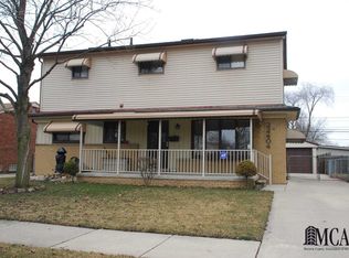 22404 Wohlfeil St, Taylor, MI 48180