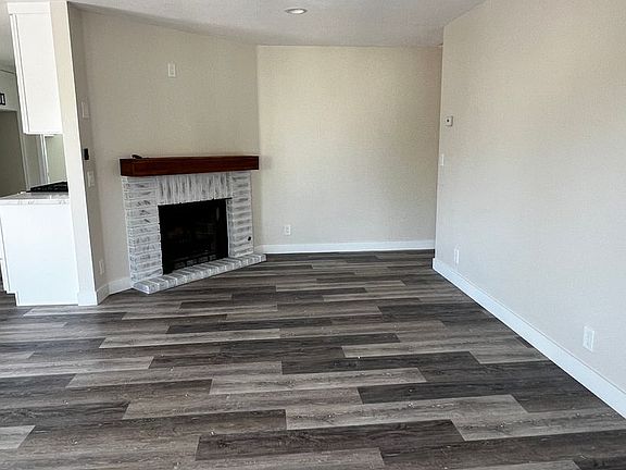 2nd image of 603 N Pomona Ave APT D