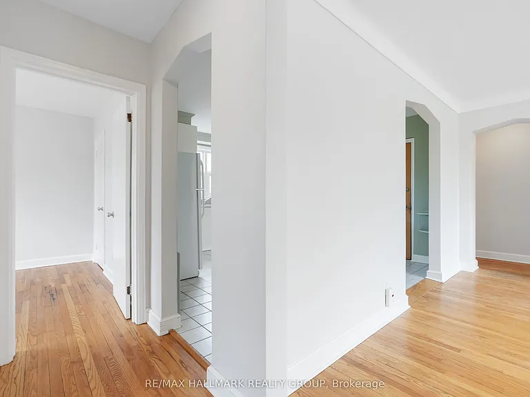 310 Byron Ave #3 — Photo 29