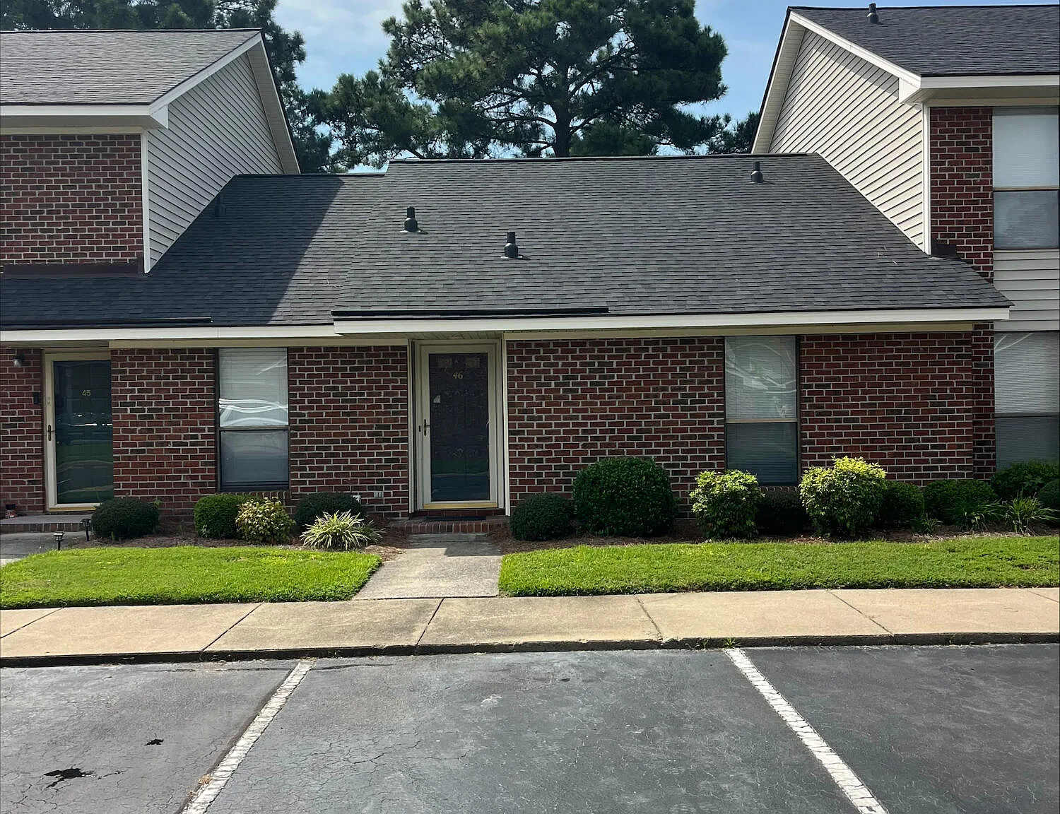 2 bed, 2.0 bath, $1,300 — Photo 1