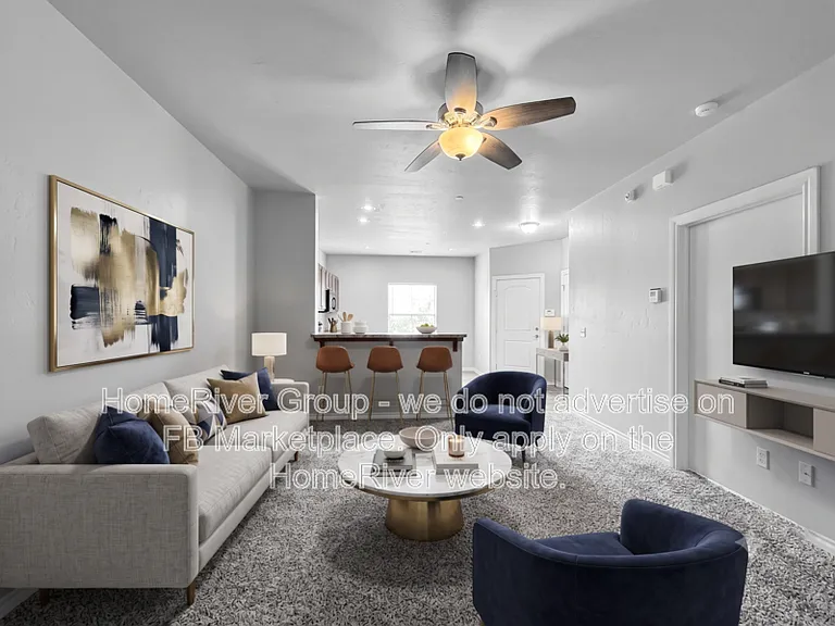 919 SW 92nd St — Photo 2