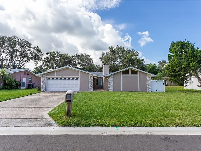 2021 Valley Dr — Photo 44