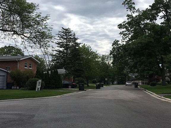 5th image of 410 Arbor Ct