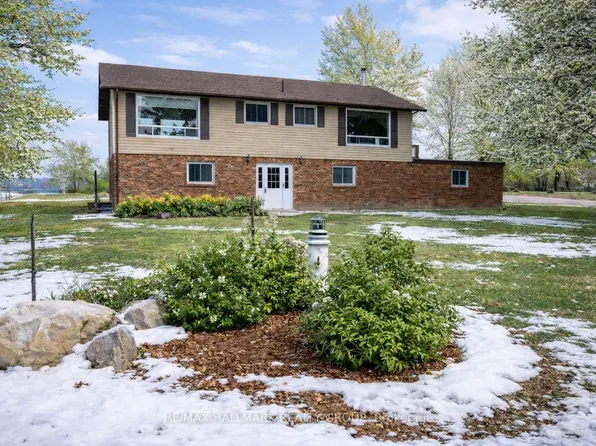 307 County Road 5 Rd, Front Of Yonge, ON K0E 1R0