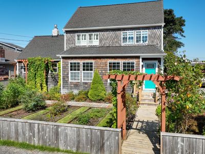 810 16th Ave, Seaside, OR, 97138