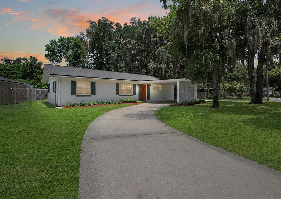 1st image of 111 Brown Dr