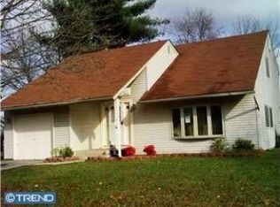 2 Peoria Ln, Sicklerville, NJ 08081