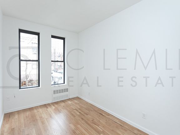 5th image of 1361 Lexington Ave APT 1a