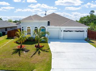 1957 Glendale St, Pt Saint Lucie, FL 34987