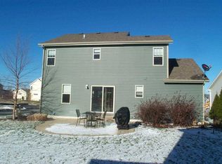 6919 Country Ln, Madison, WI 53719