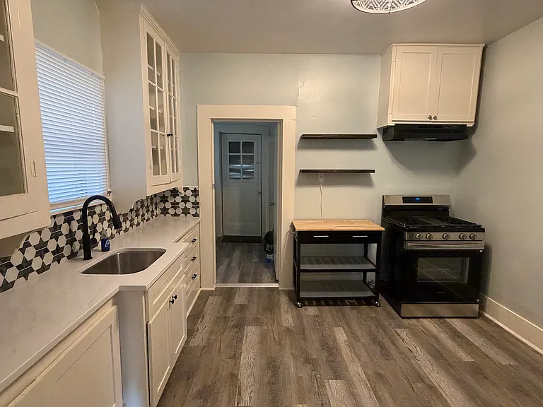 339 Kayton Ave #1 — Photo 1