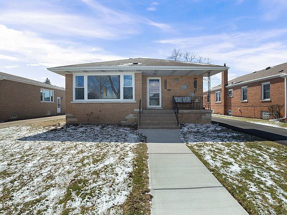 2nd image of 5337 W 102nd St