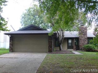 224 Westbrook Dr, Springfield, IL 62702