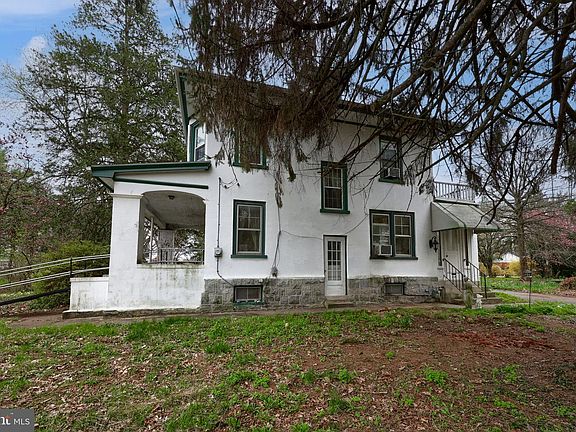 2nd image of 218 Pleasure Rd