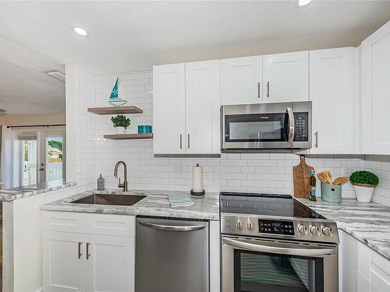 5004 Starfish Dr SE #F — Photo 7
