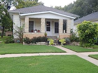1413 Andrews St, Winfield, KS 67156