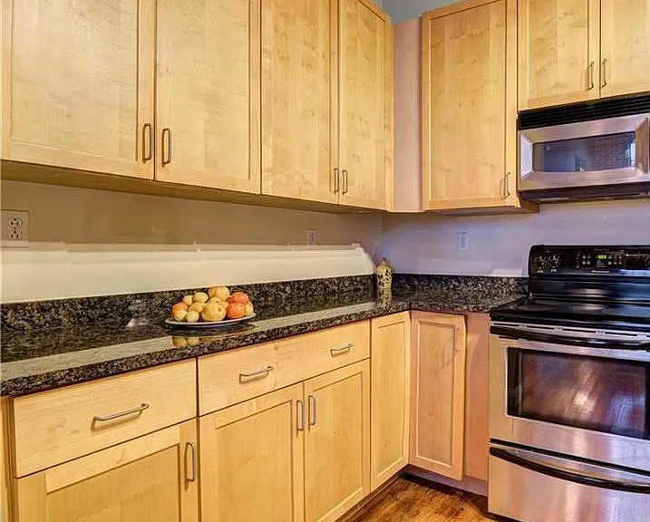 589 Atwells Ave #4F — Photo 10