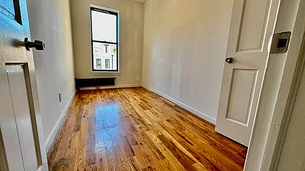 Rented by HOLTON REAL ESTATE INC.