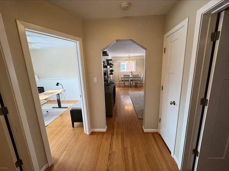 28653 Westfield St — Photo 11