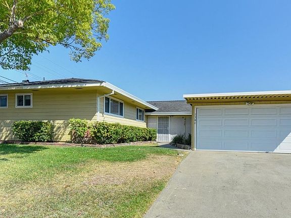 3rd image of 7380 Putnam Way