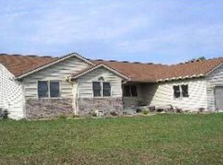 201 Deer Lake Rd, Bloomfield, IN 47424