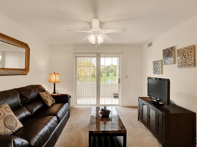 Classic unit living room