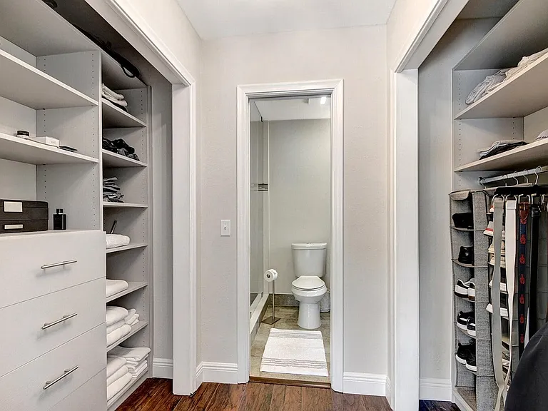702 Grove St — Photo 19