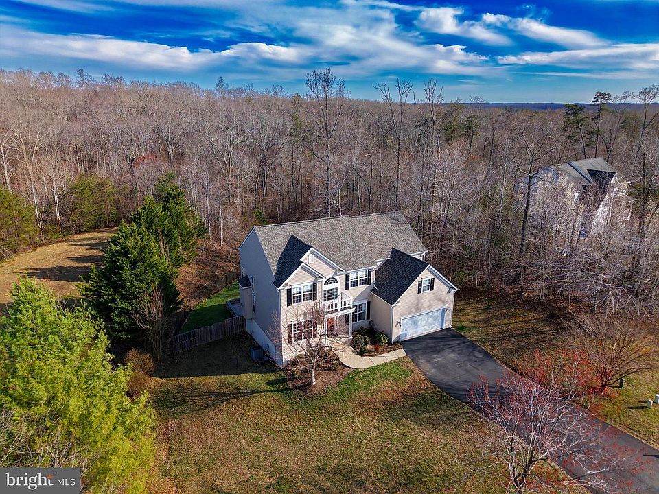 1st image of 15 Piney Hill Ln