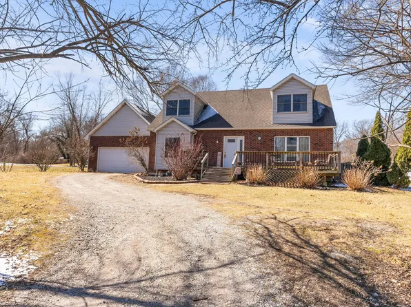 1396 Wagner Rd, Chesterton, IN 46304
