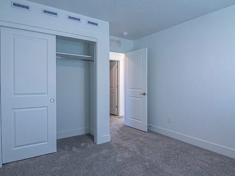8238 W Fern St — Photo 24