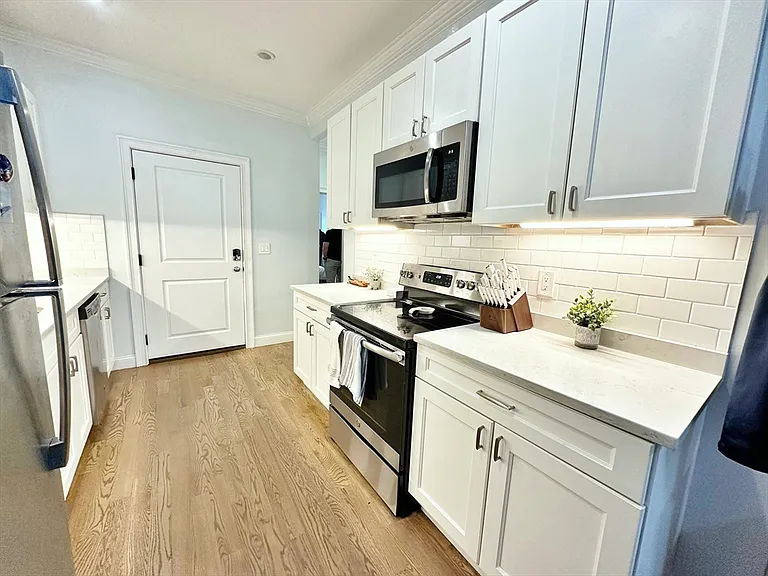 89 Princeton St #1 — Photo 3