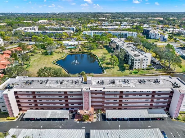 8174 Terrace Garden Dr N Unit 410, Saint Petersburg, FL 33709