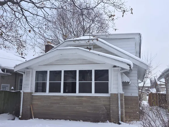 330 King St, Rockford, IL 61103