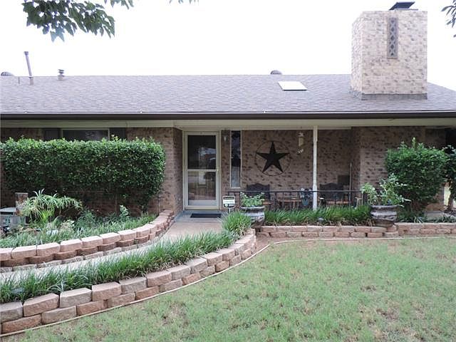 1st image of 2341 Cicily Ln