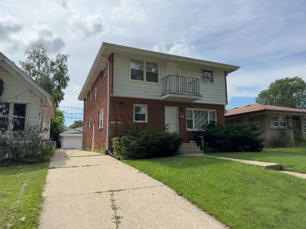 2407 S 68th St, Milwaukee, WI 53219