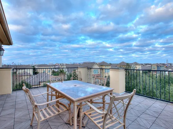 9101 Harbor Hills Dr, Houston, TX 77054