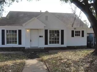 2704 Live Oak Ave, Waco, TX 76708