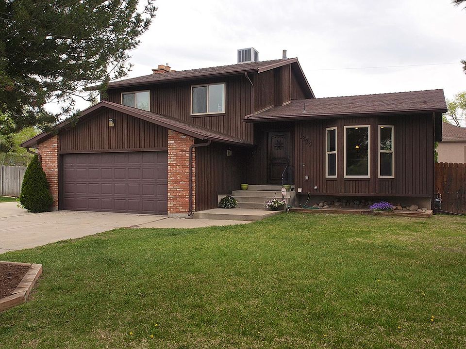 1st image of 1276 E Woodridge Cir