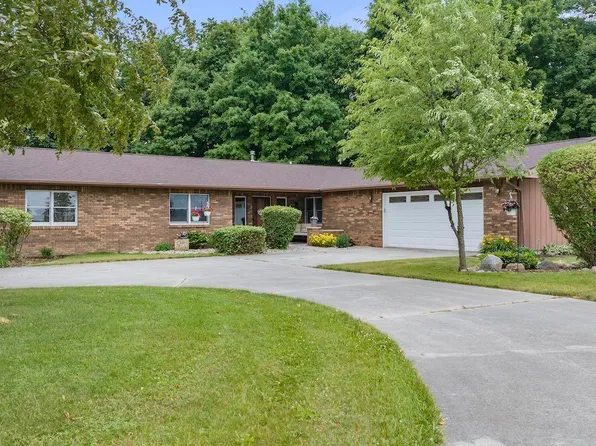 6145 N 450th Rd E, Churubusco, IN 46723