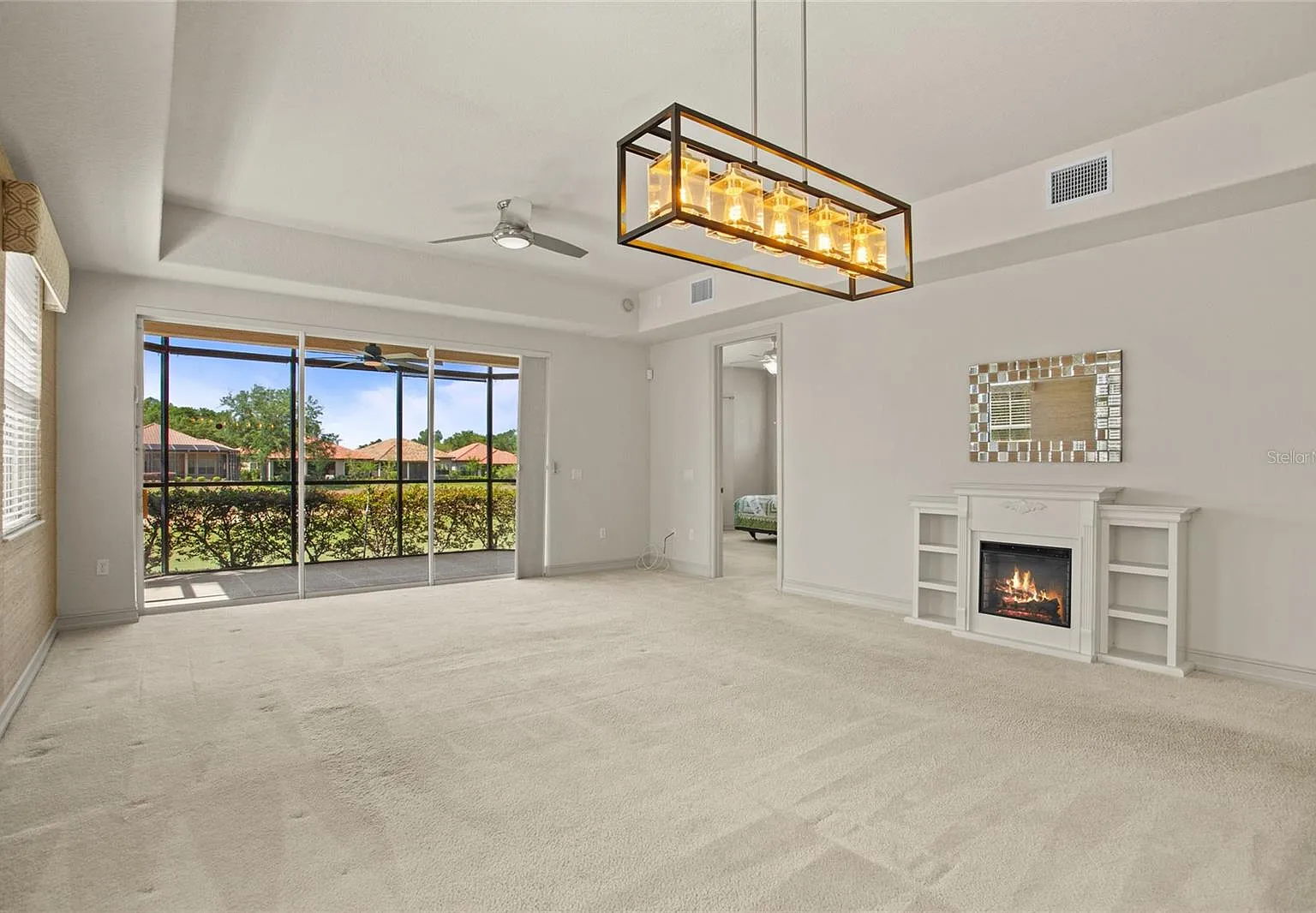2 bed, 2031 sqft, $1,975 — Photo 2