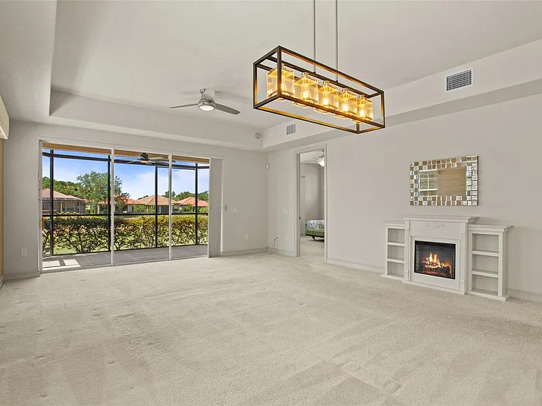 26207 Avenida Las Colinas — Photo 2