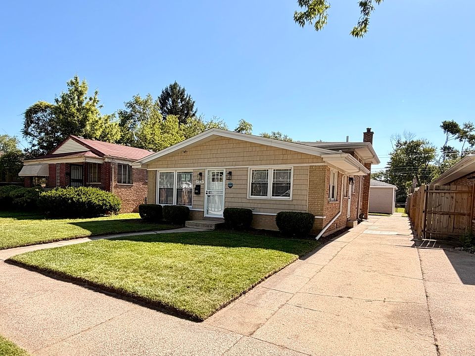 1st image of 14237 Minerva Ave