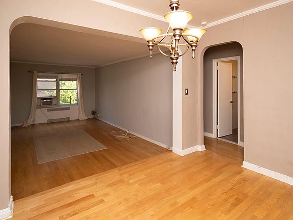 5th image of 6911 Yellowstone Blvd APT B23