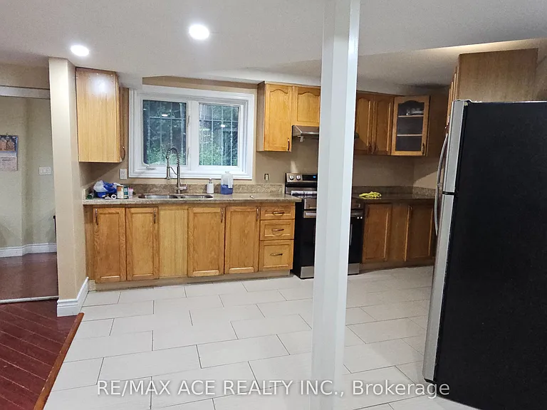 25 Fawnridge Trl #BASEMENT — Photo 12